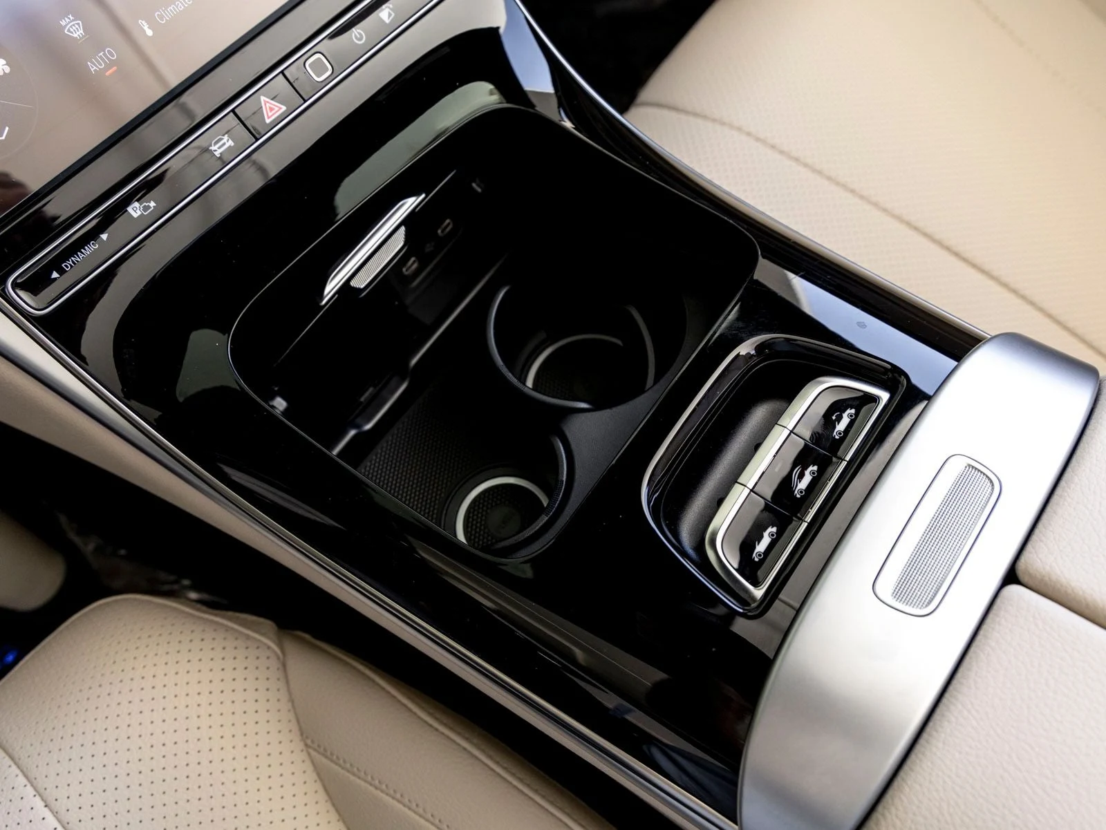 2027 Mercedes-Benz CLE 300 4MATIC Cabriolet (A236), 19/20