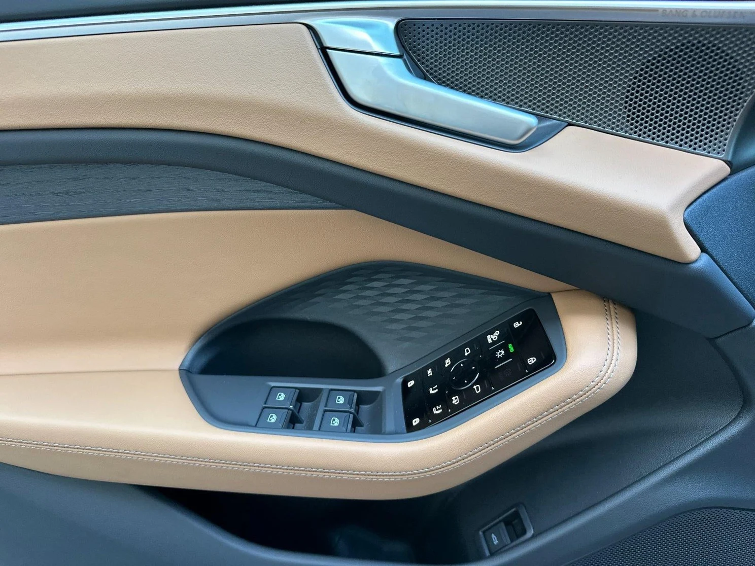 2026 Audi A6 Premium Plus quattro (C9), 10/20