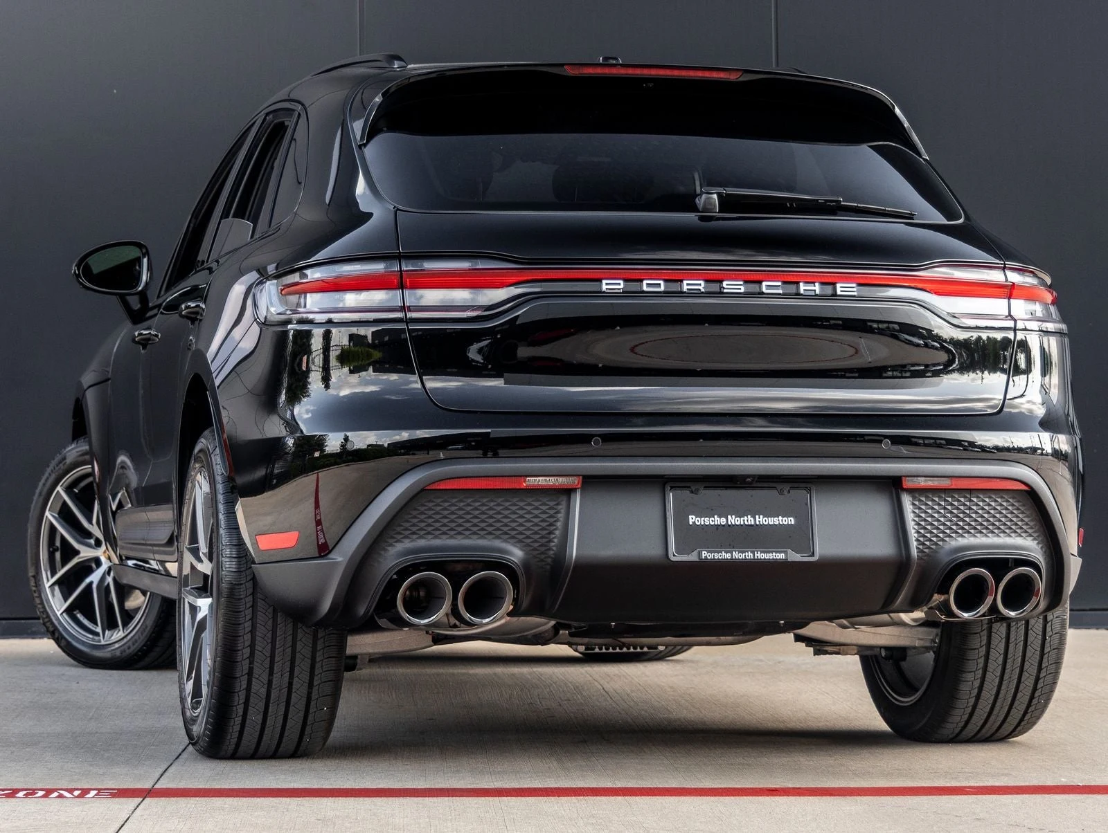 2026 Porsche Macan (95B), 3/20