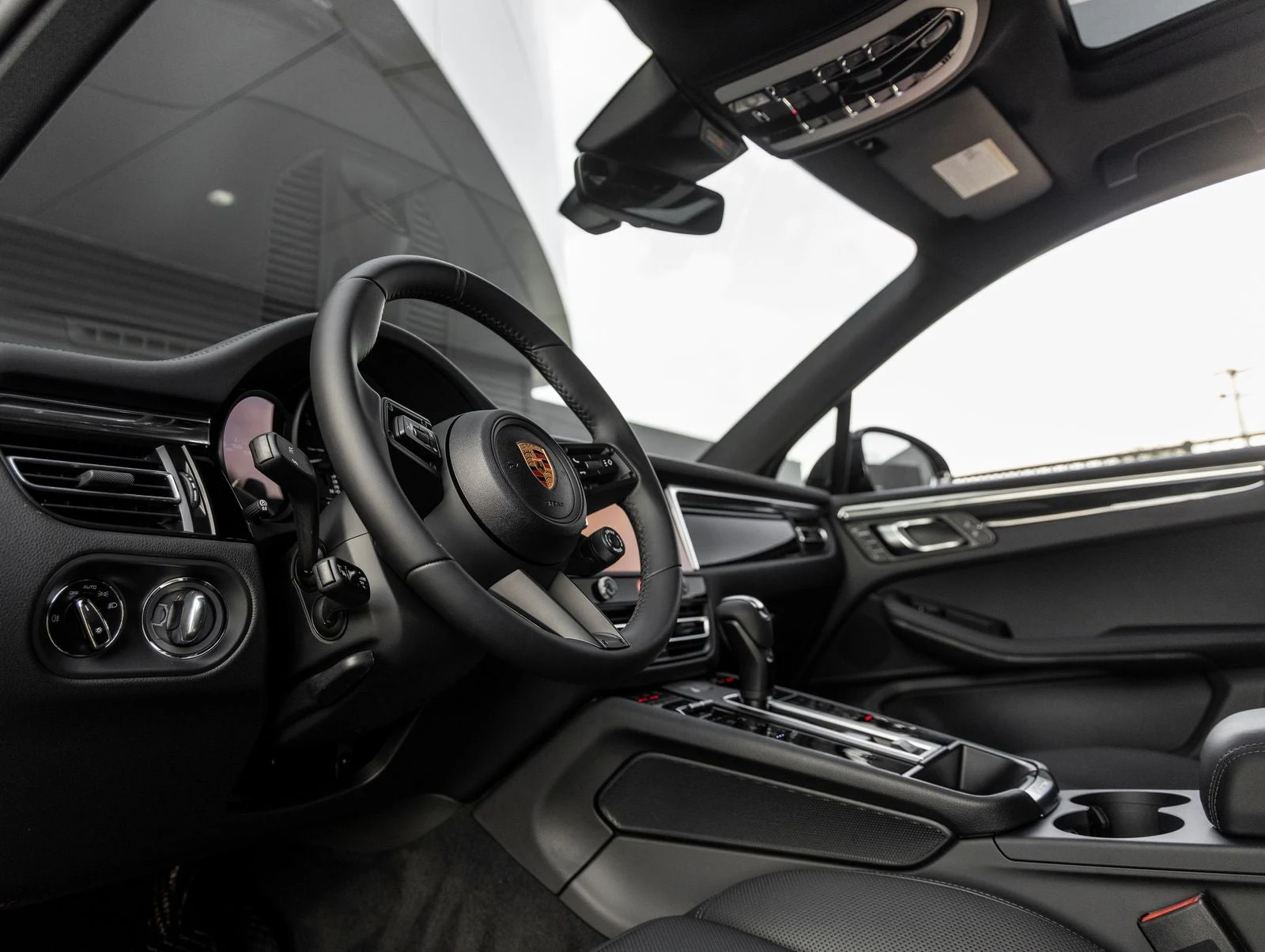 2026 Porsche Macan (95B), 4/20