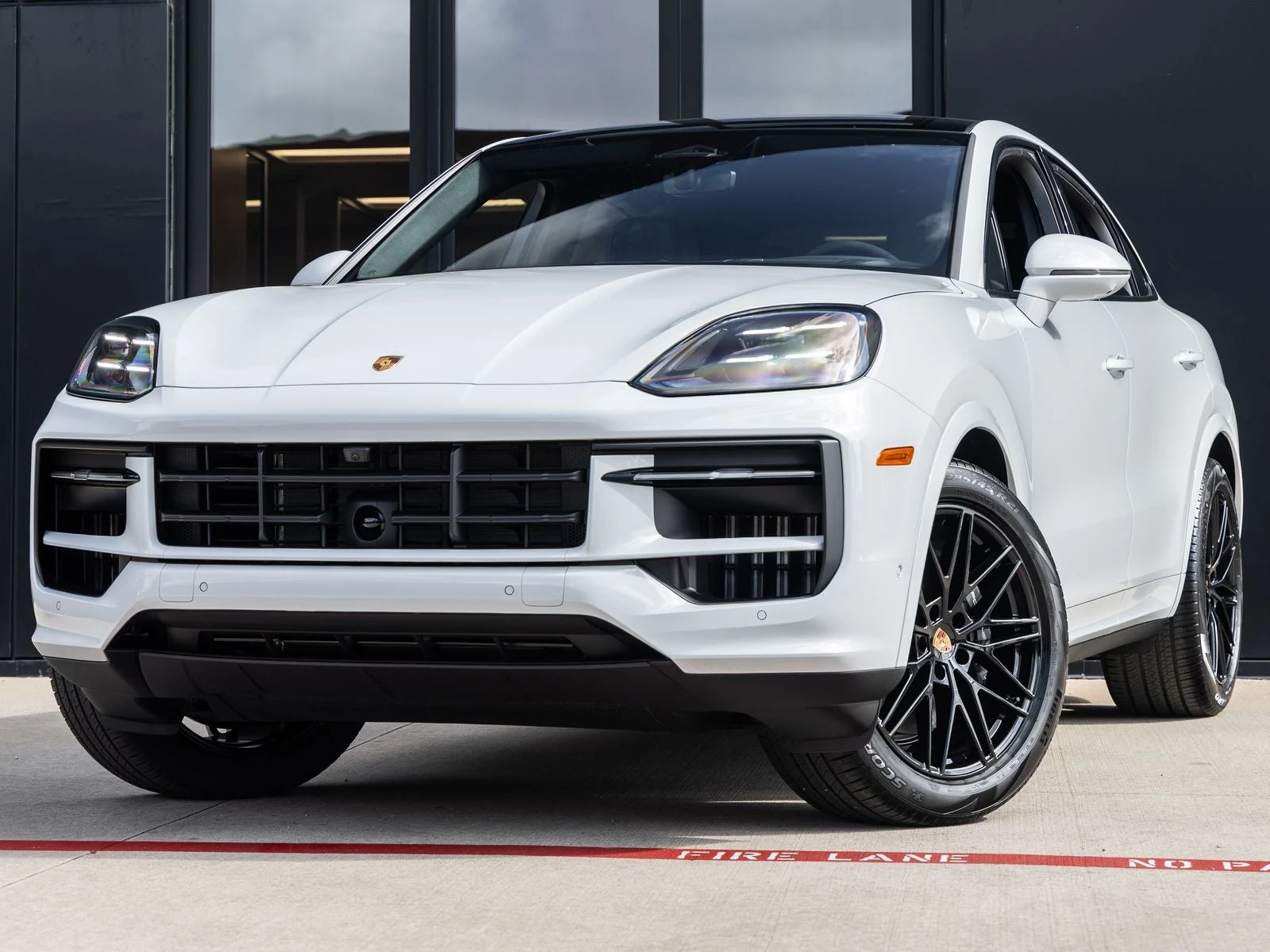 Porsche Cayenne Coupé (3rd Generation) · Carrara White Metallic · Indigo Auto Group