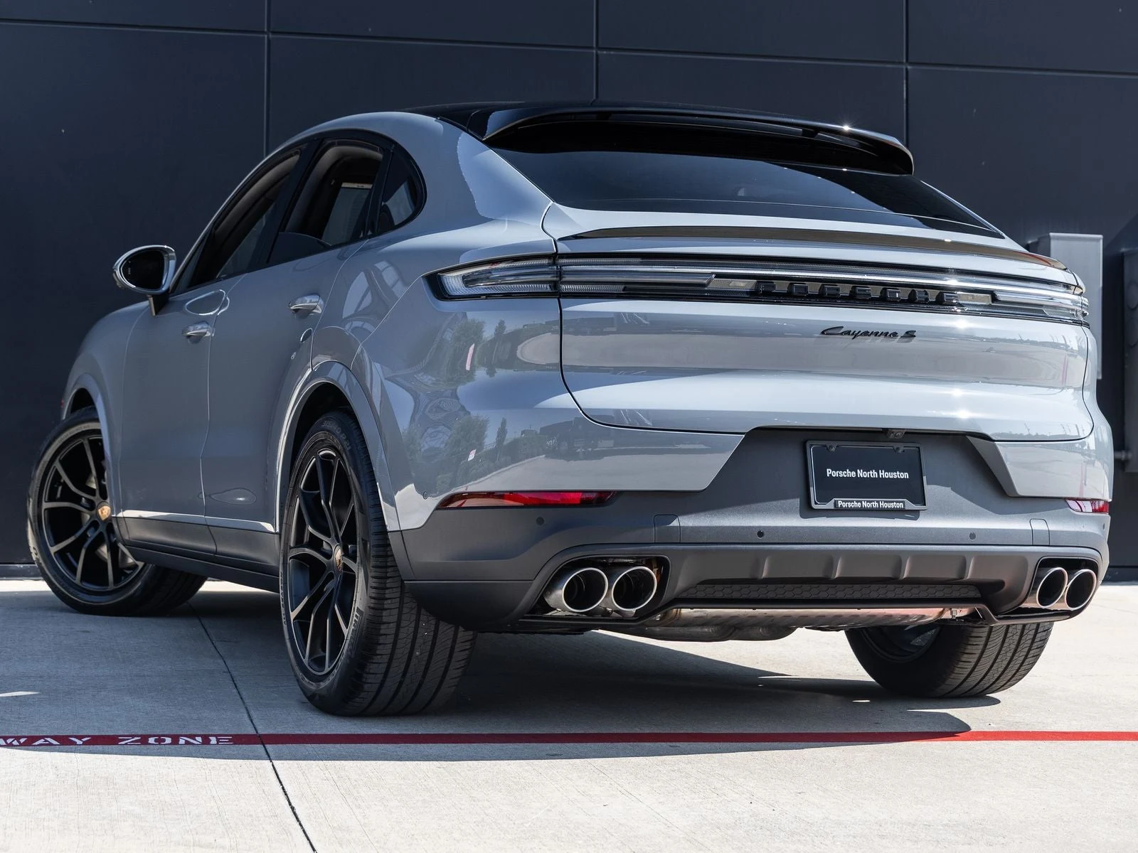 2026 Porsche Cayenne S Coupé (3rd Generation), 3/20
