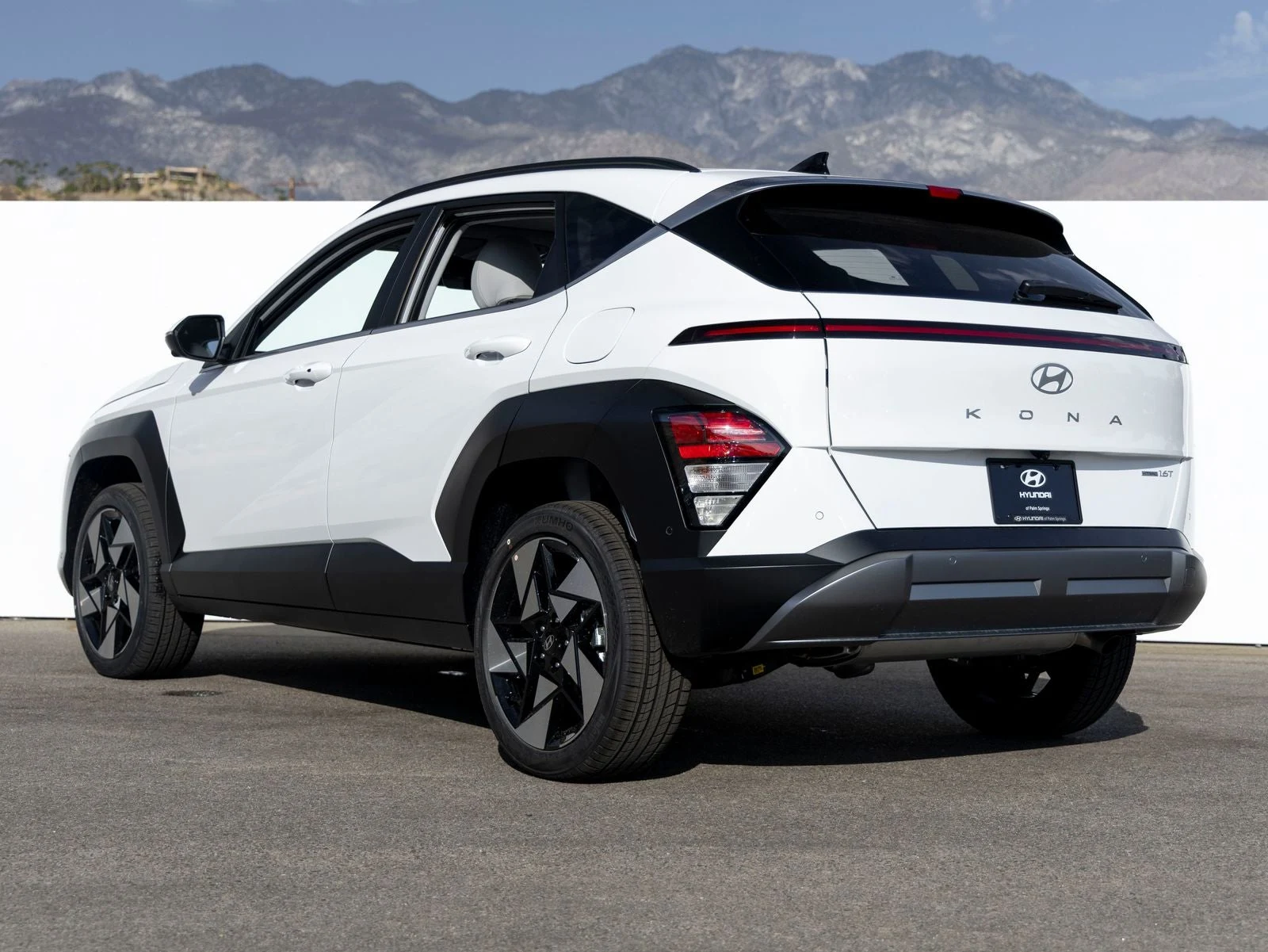 2027 Hyundai Kona Limited (SX2), 4/20