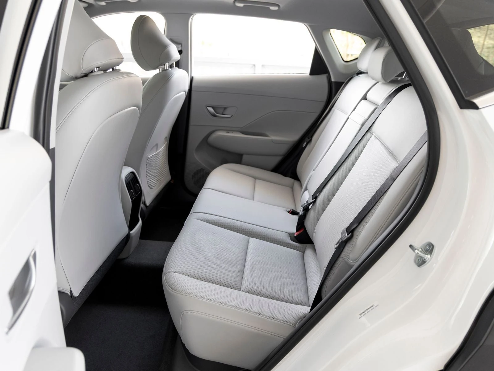 2027 Hyundai Kona Limited (SX2), 20/20