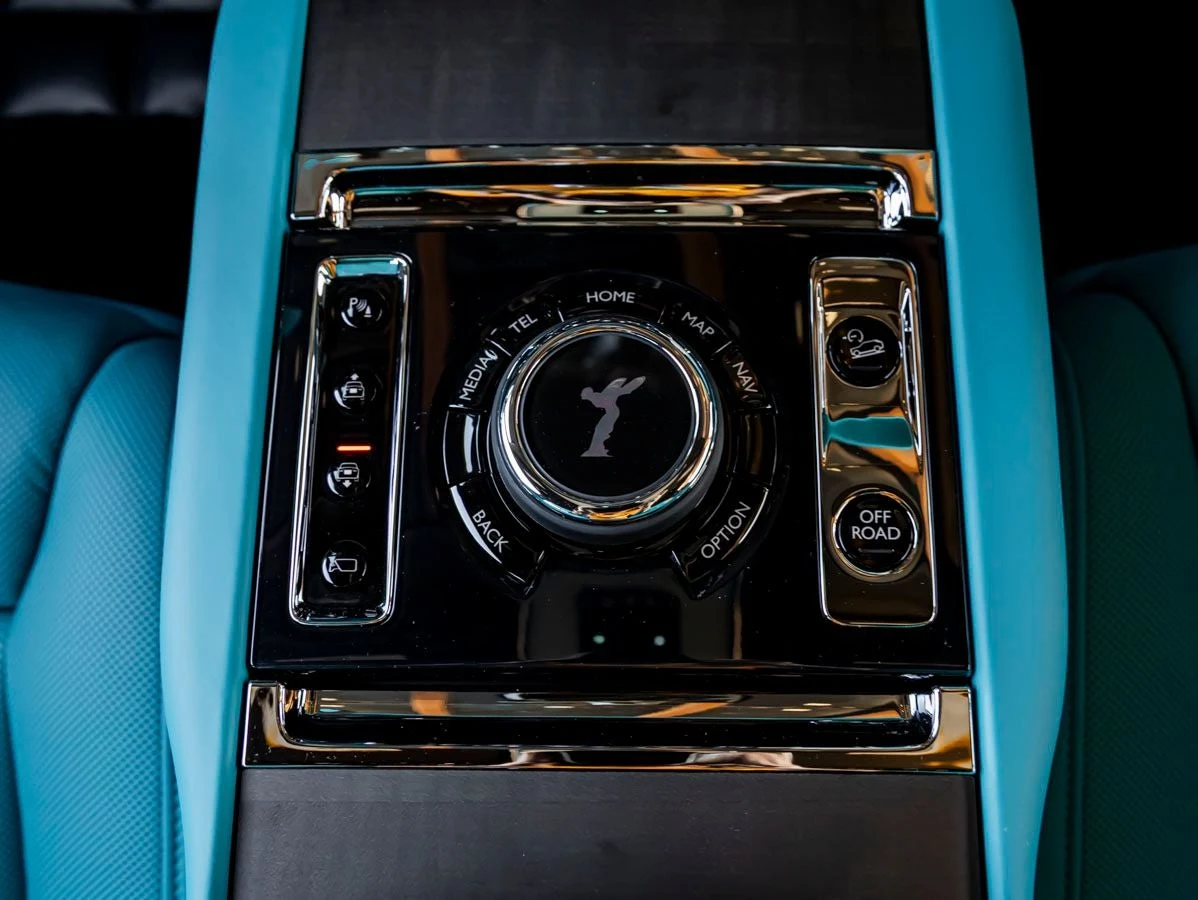 2027 Rolls-Royce Cullinan Series II, 18/20