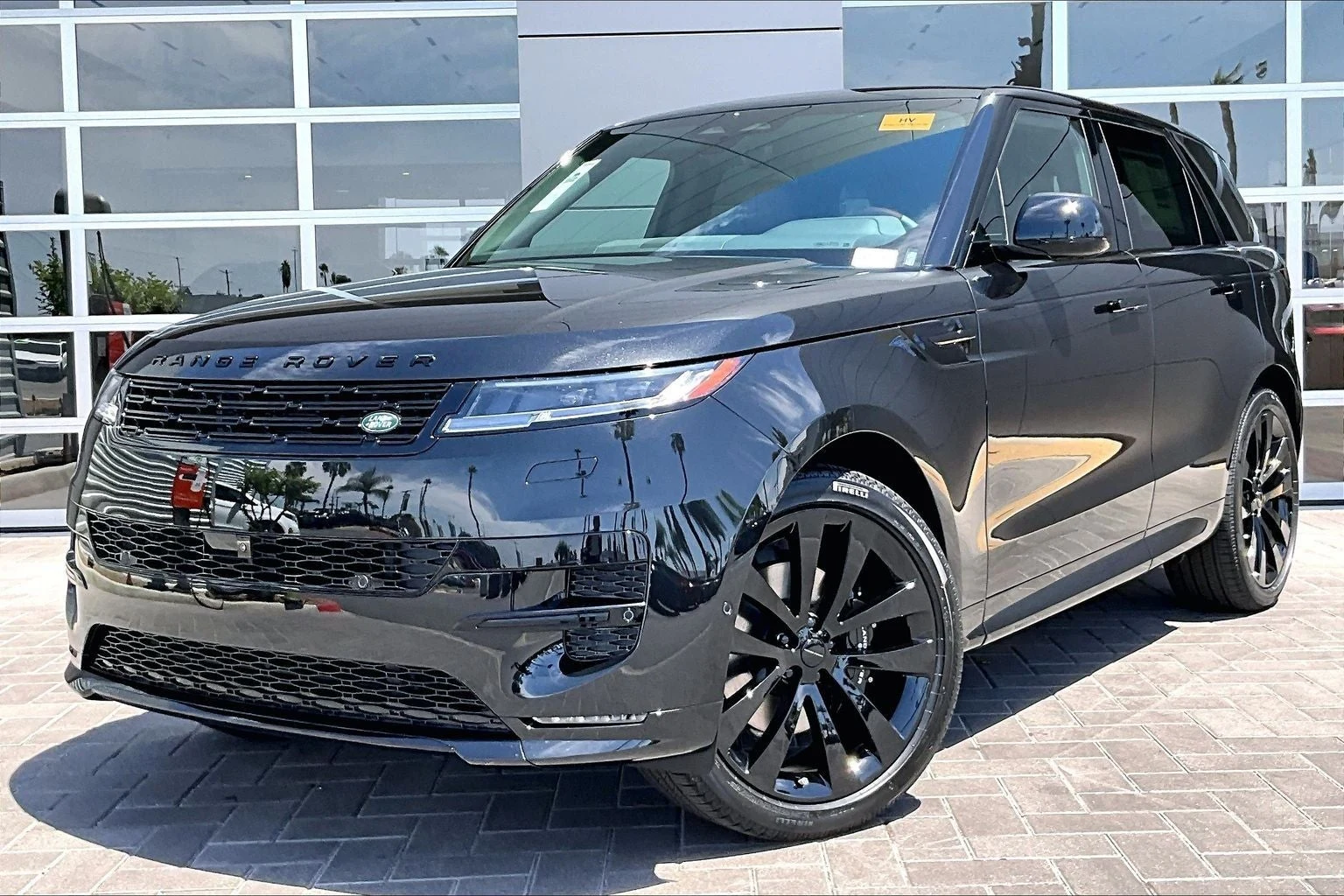 Land Rover Range Rover Sport Plug-In Hybrid Dynamic SE (L461) · Santorini Black · Indigo Auto Group