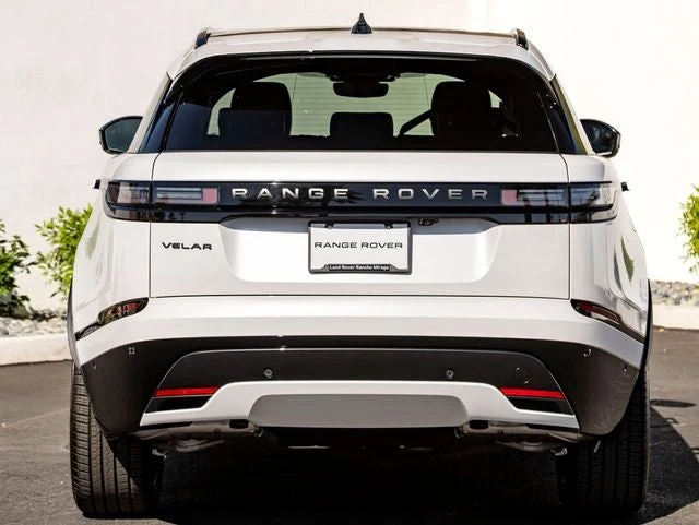 2026 Land Rover Range Rover Velar Belgravia Edition (L560), 8/20