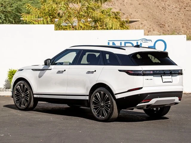 2026 Land Rover Range Rover Velar Belgravia Edition (L560), 9/20