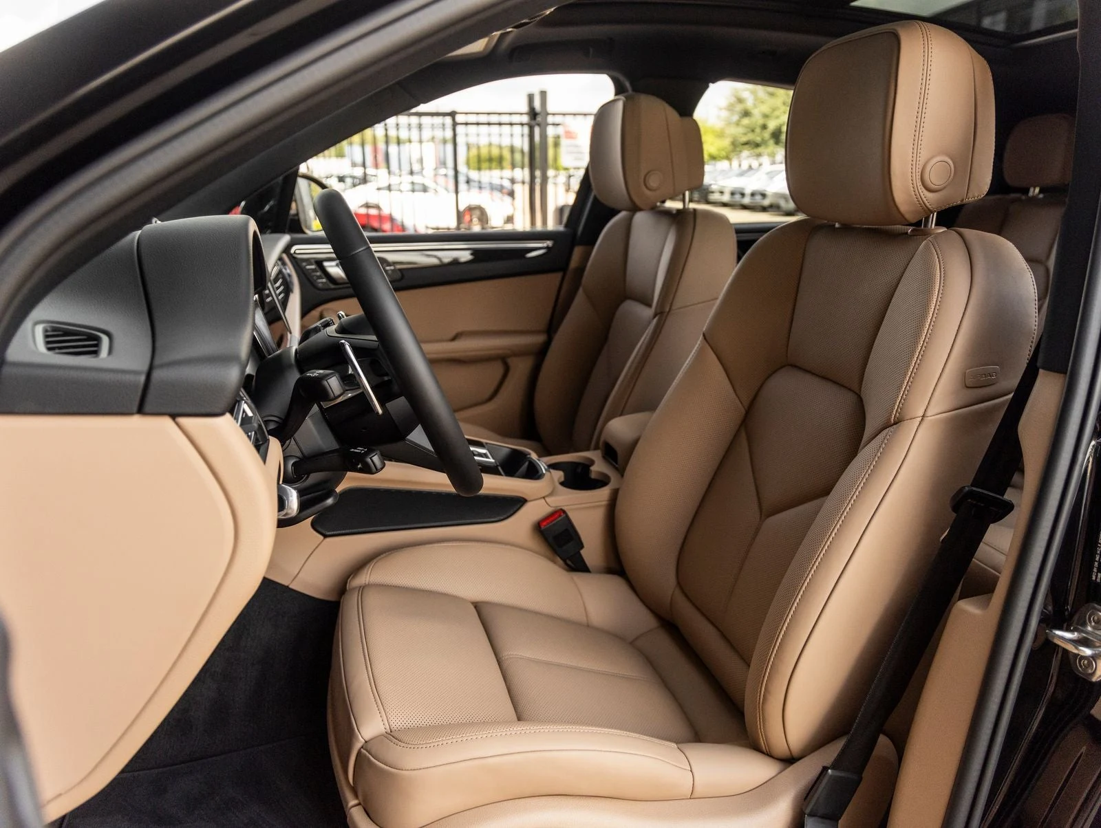 2026 Porsche Macan (95B), 5/20
