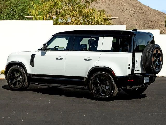 2026 Land Rover Defender 110 X-Dynamic SE (L663), 9/20