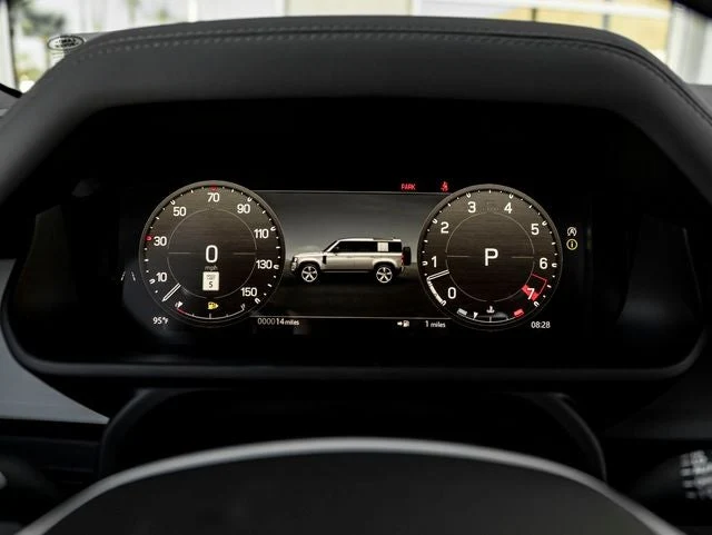 2026 Land Rover Defender 110 X-Dynamic SE (L663), 18/20