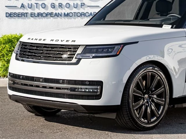 2026 Land Rover Range Rover Plug-In Hybrid SE (L460), 2/20