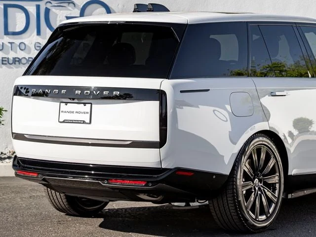 2026 Land Rover Range Rover Plug-In Hybrid SE (L460), 7/20