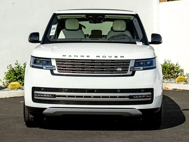 2026 Land Rover Range Rover SE LWB (L460), 3/20