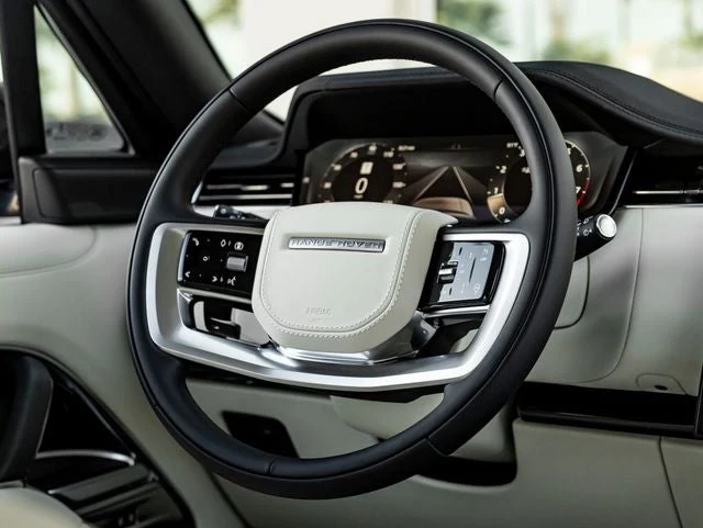 2026 Land Rover Range Rover SE LWB (L460), 19/20