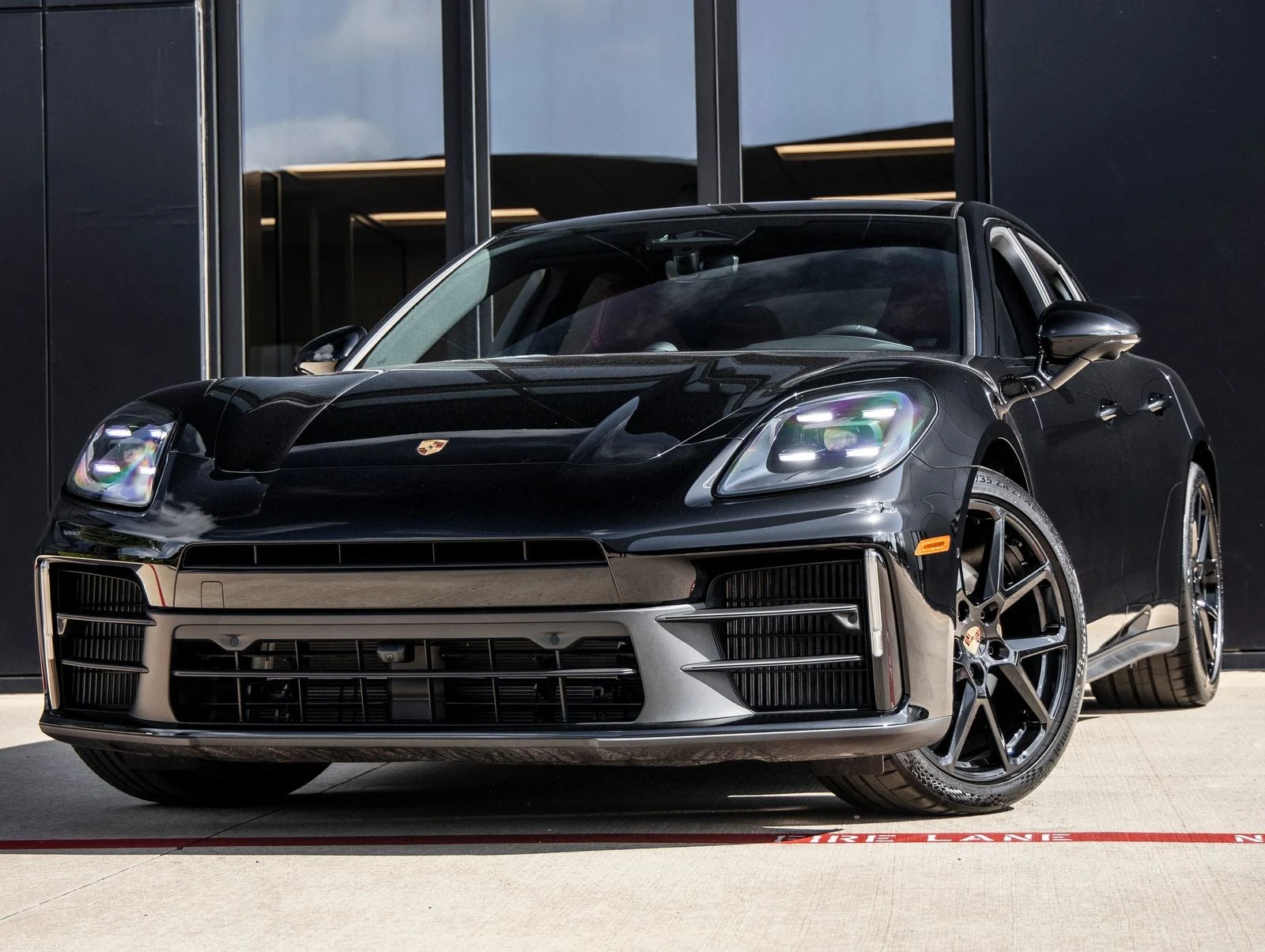 Porsche Panamera (976) · black · Indigo Auto Group