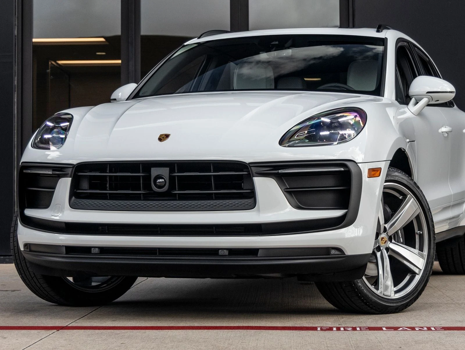 2026 Porsche Macan (95B), 7/20