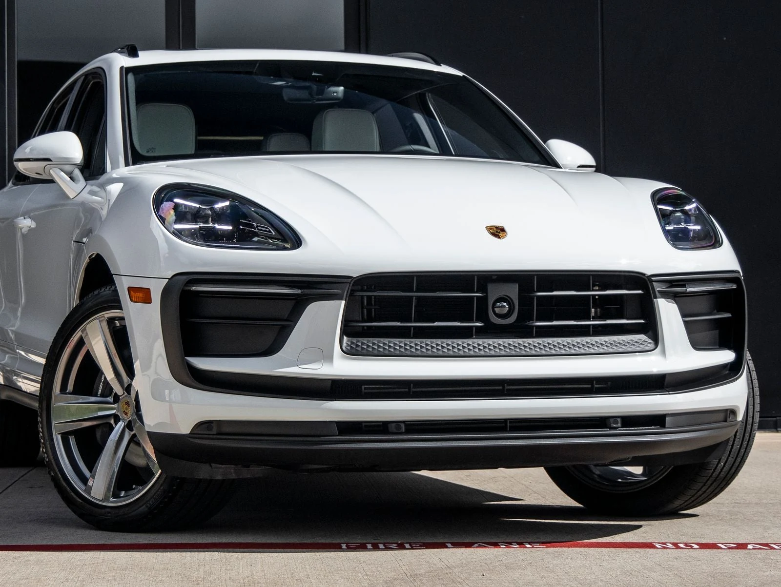 2026 Porsche Macan (95B), 9/20