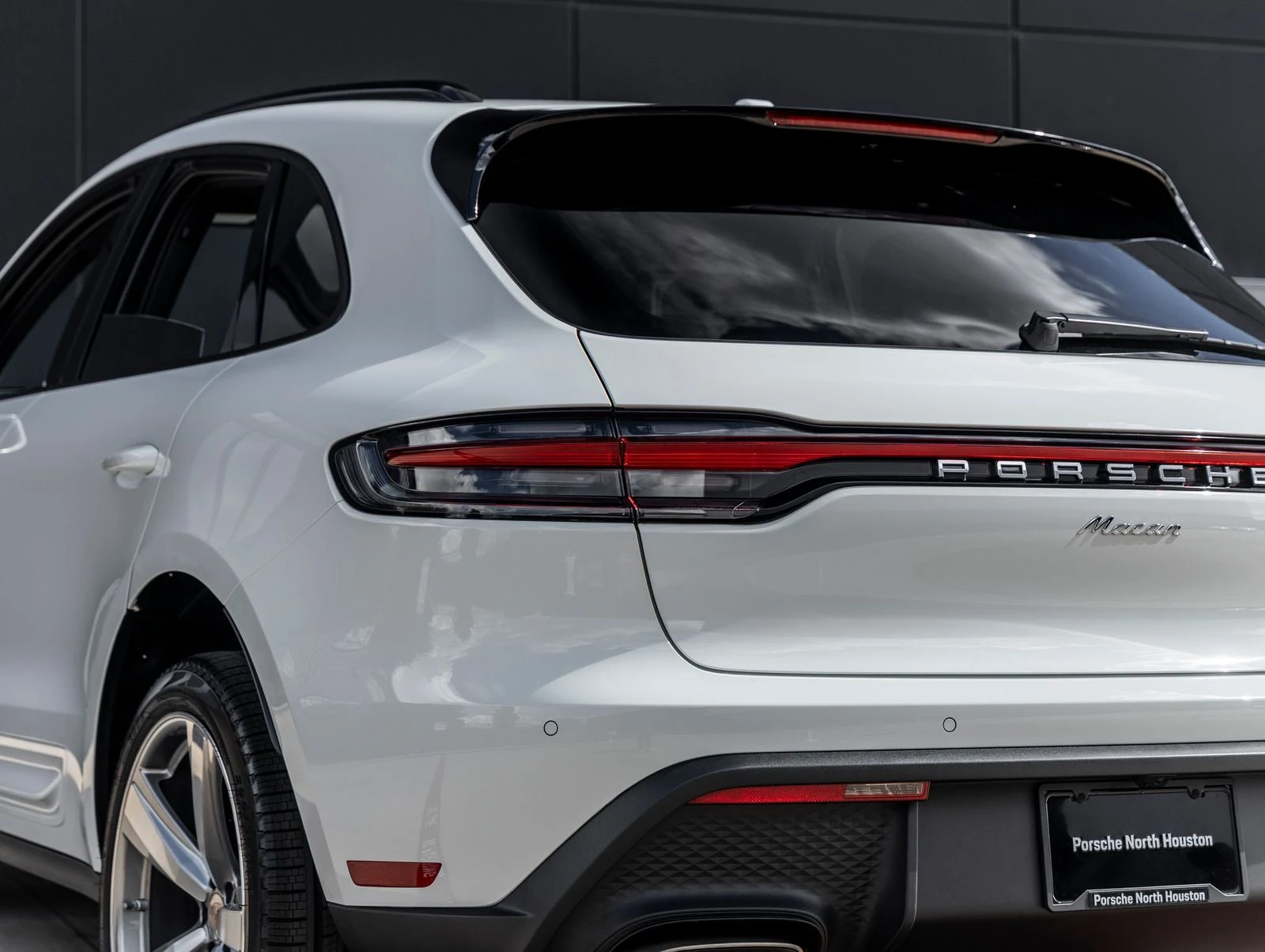 2026 Porsche Macan (95B), 14/20