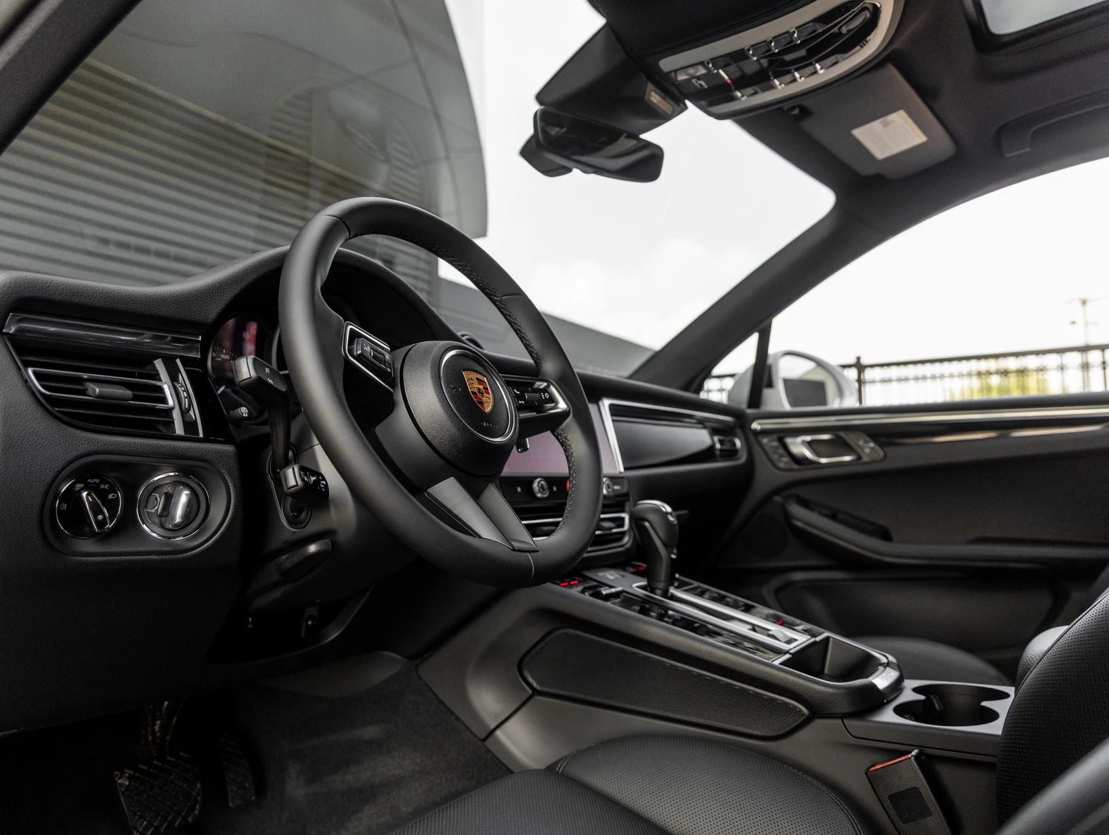2026 Porsche Macan (95B), 4/20