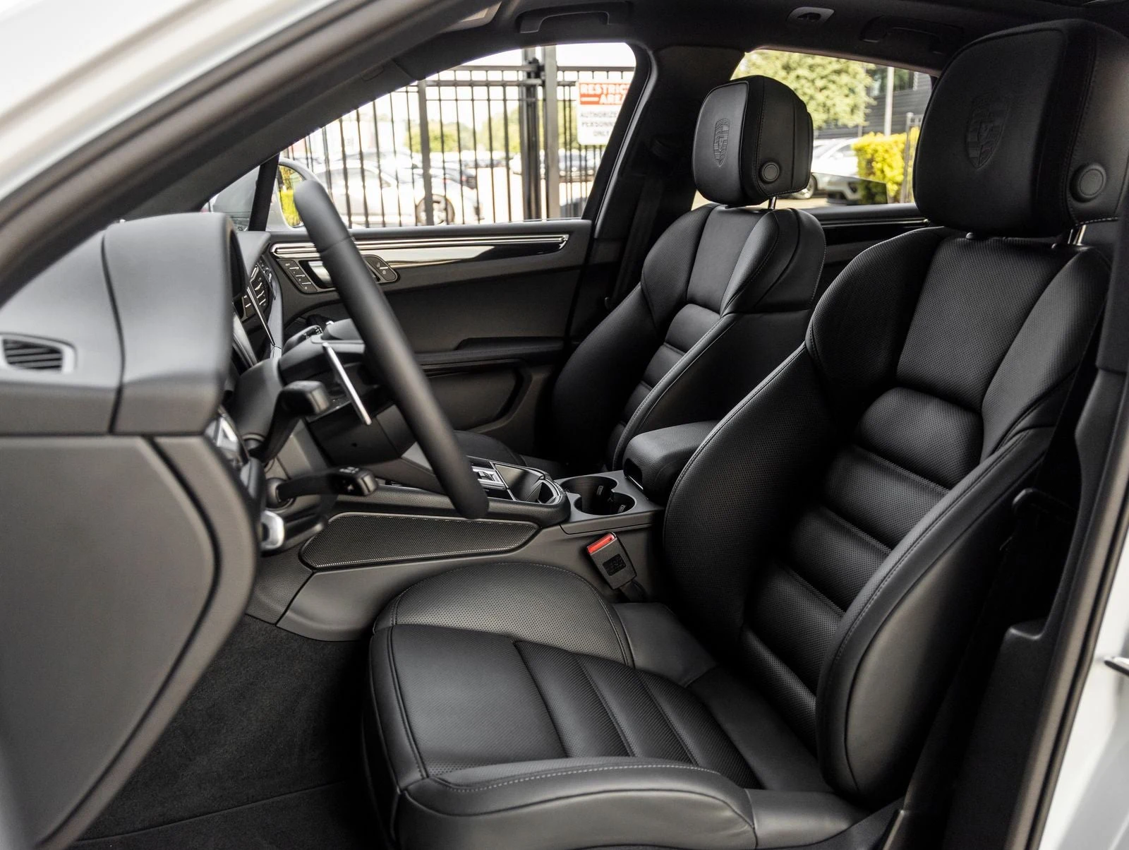 2026 Porsche Macan (95B), 5/20