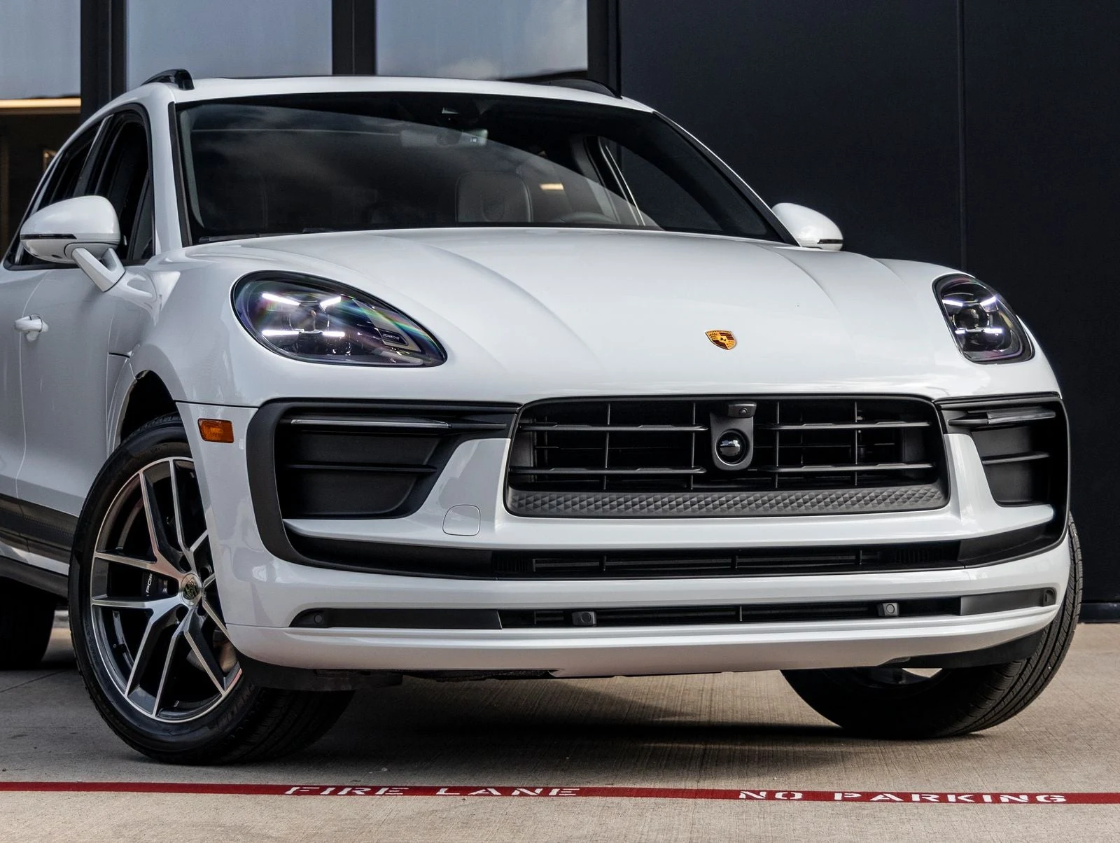 2026 Porsche Macan (95B), 9/20