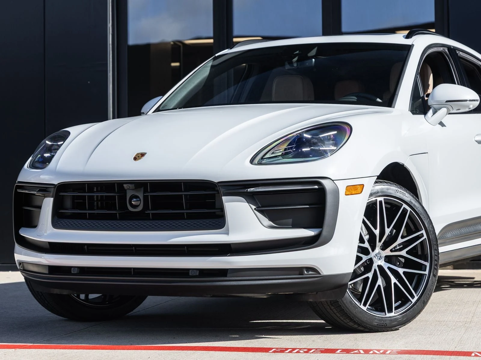 2026 Porsche Macan (95B), 7/20
