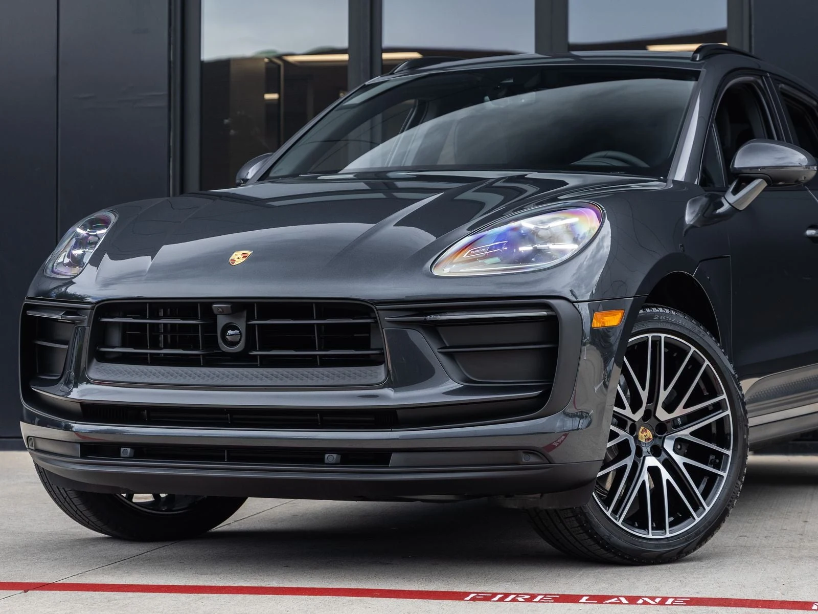 2026 Porsche Macan (95B), 7/20