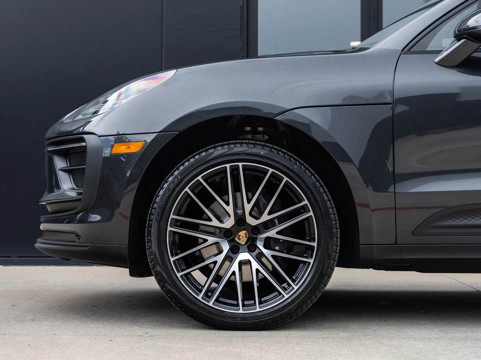 2026 Porsche Macan (95B), 13/20