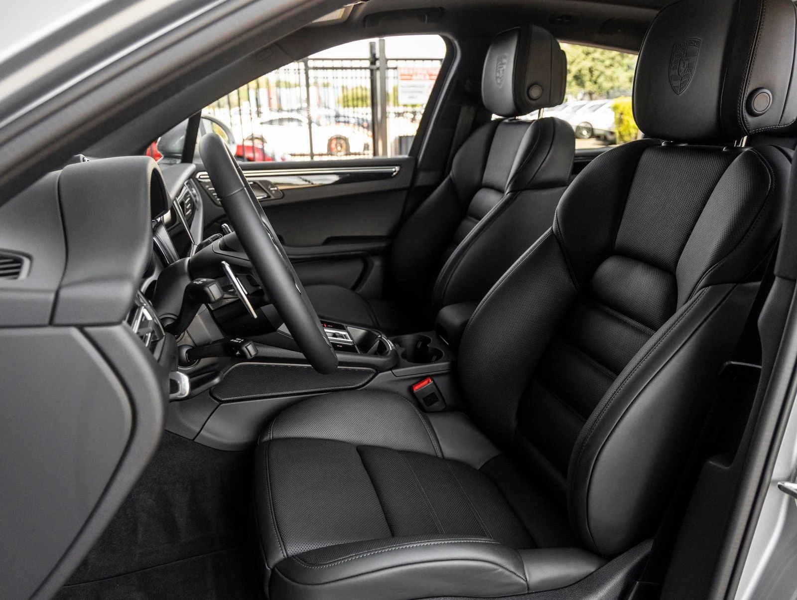 2026 Porsche Macan (95B), 5/20