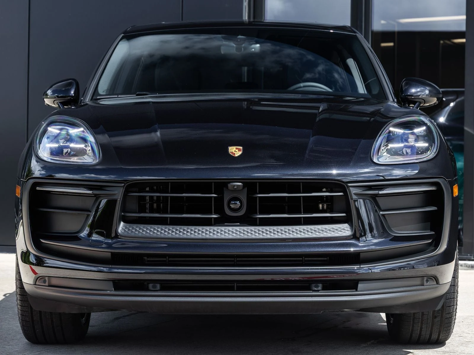 2026 Porsche Macan (95B), 8/20