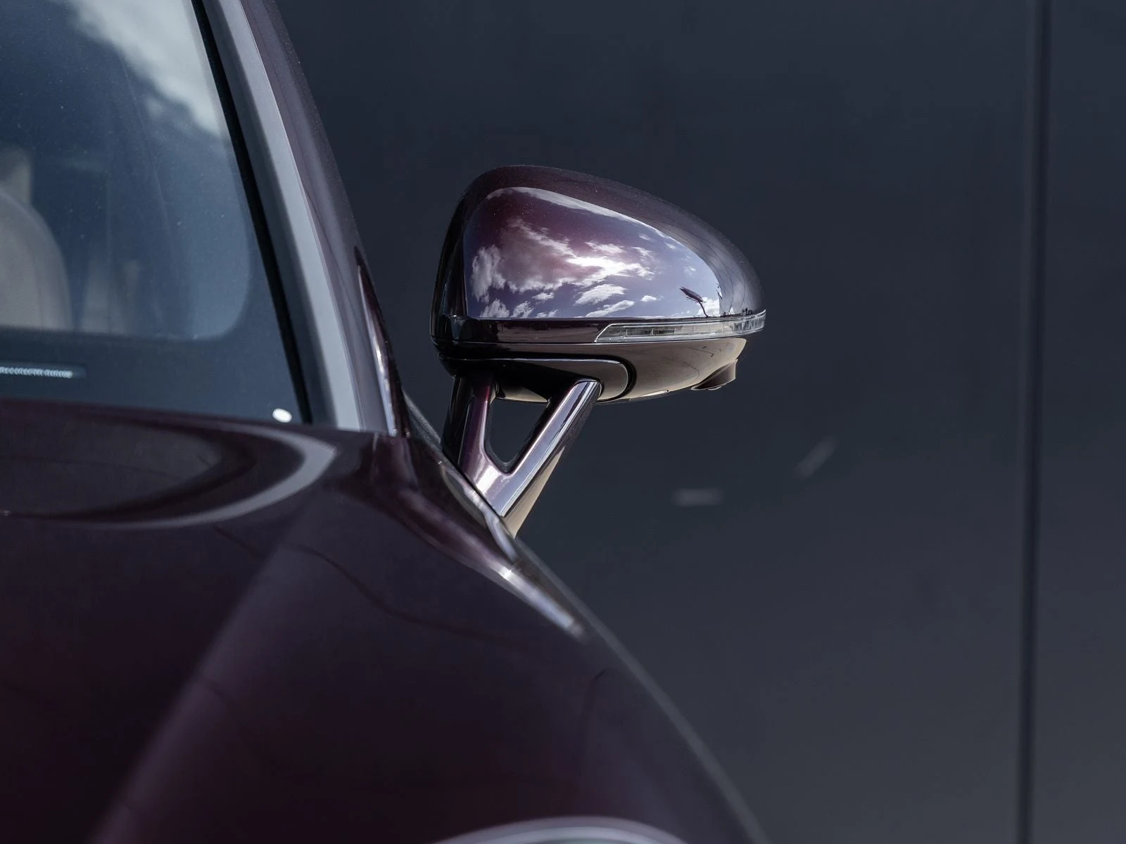 2026 Porsche Macan (95B), 18/20