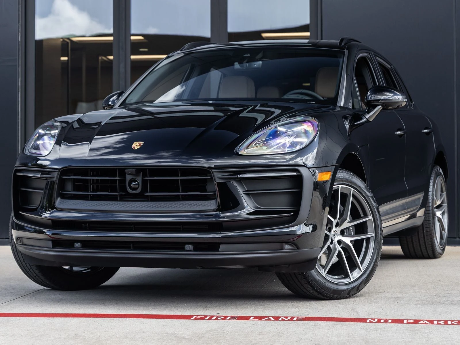 Porsche Macan (95B) · black · Indigo Auto Group
