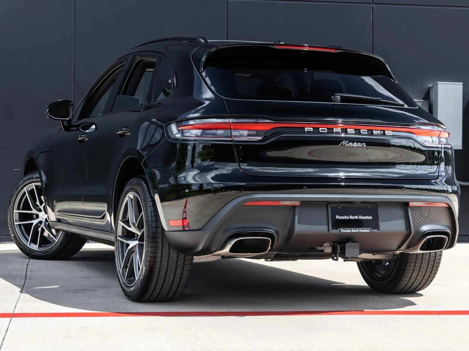 2026 Porsche Macan (95B), 3/20