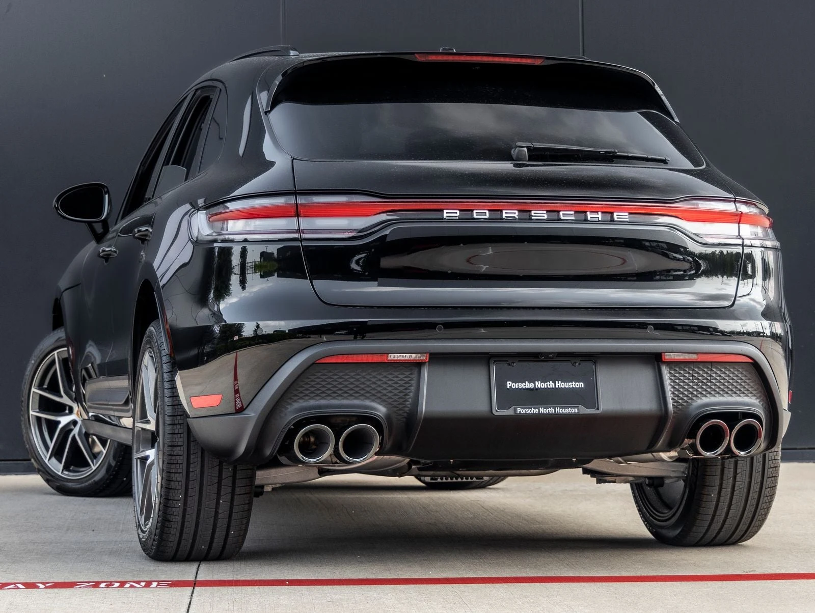 2026 Porsche Macan (95B), 3/20