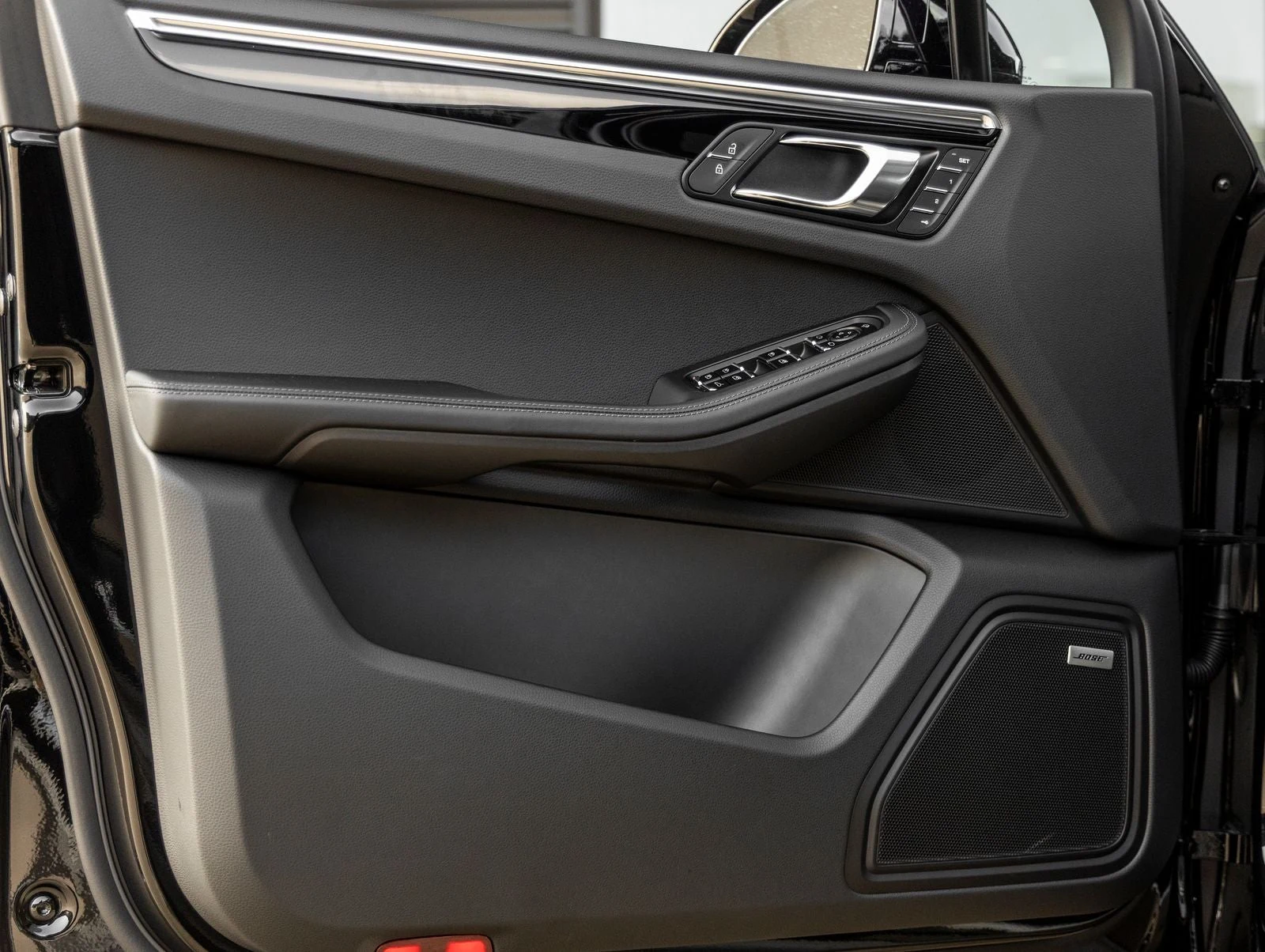 2026 Porsche Macan (95B), 16/20