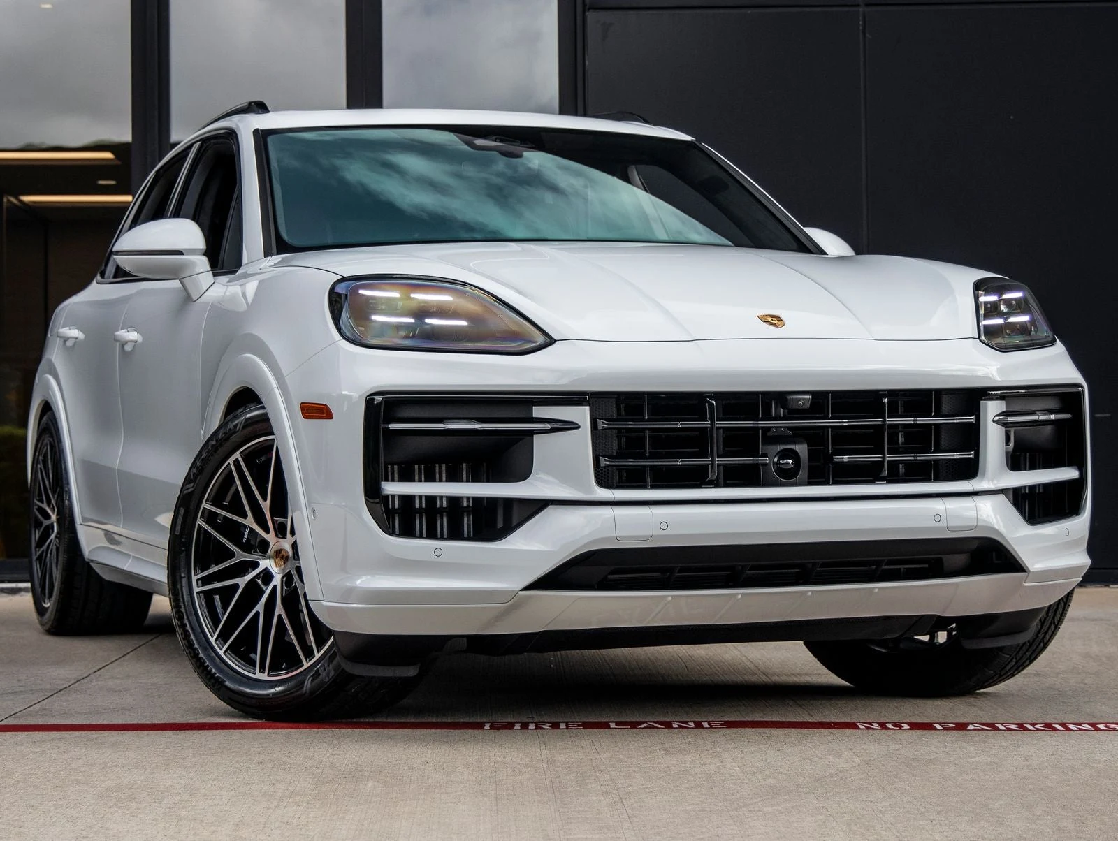 2026 Porsche Cayenne GTS (3rd Generation), 6/20