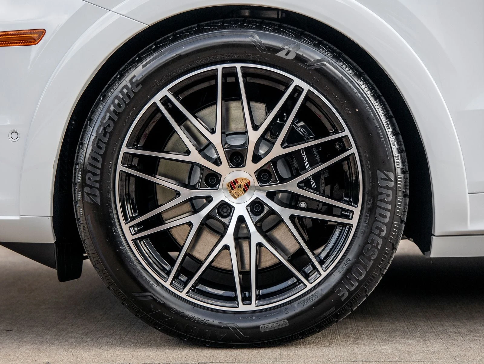 2026 Porsche Cayenne GTS (3rd Generation), 15/20