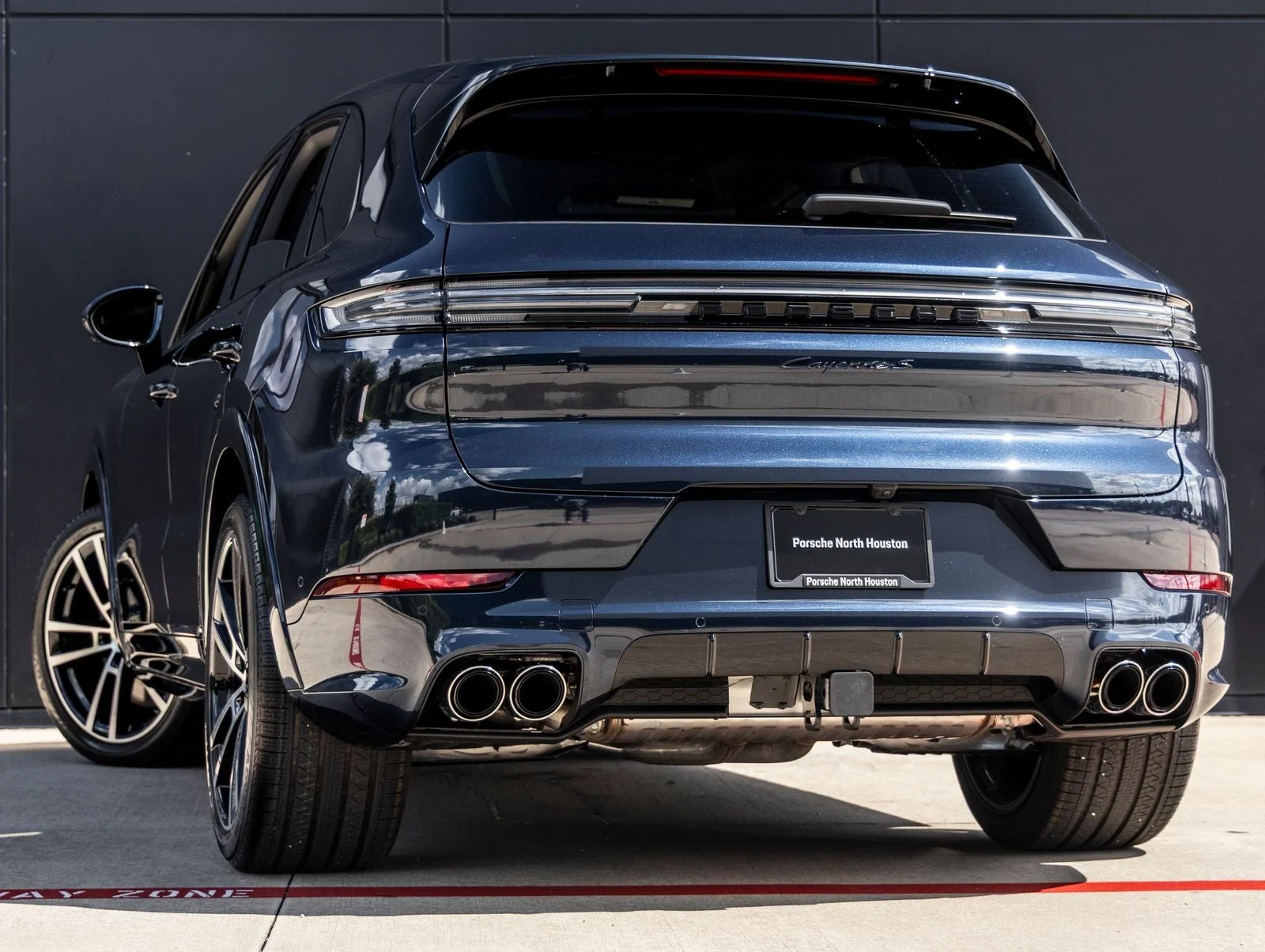 2026 Porsche Cayenne S (3rd Generation), 3/20