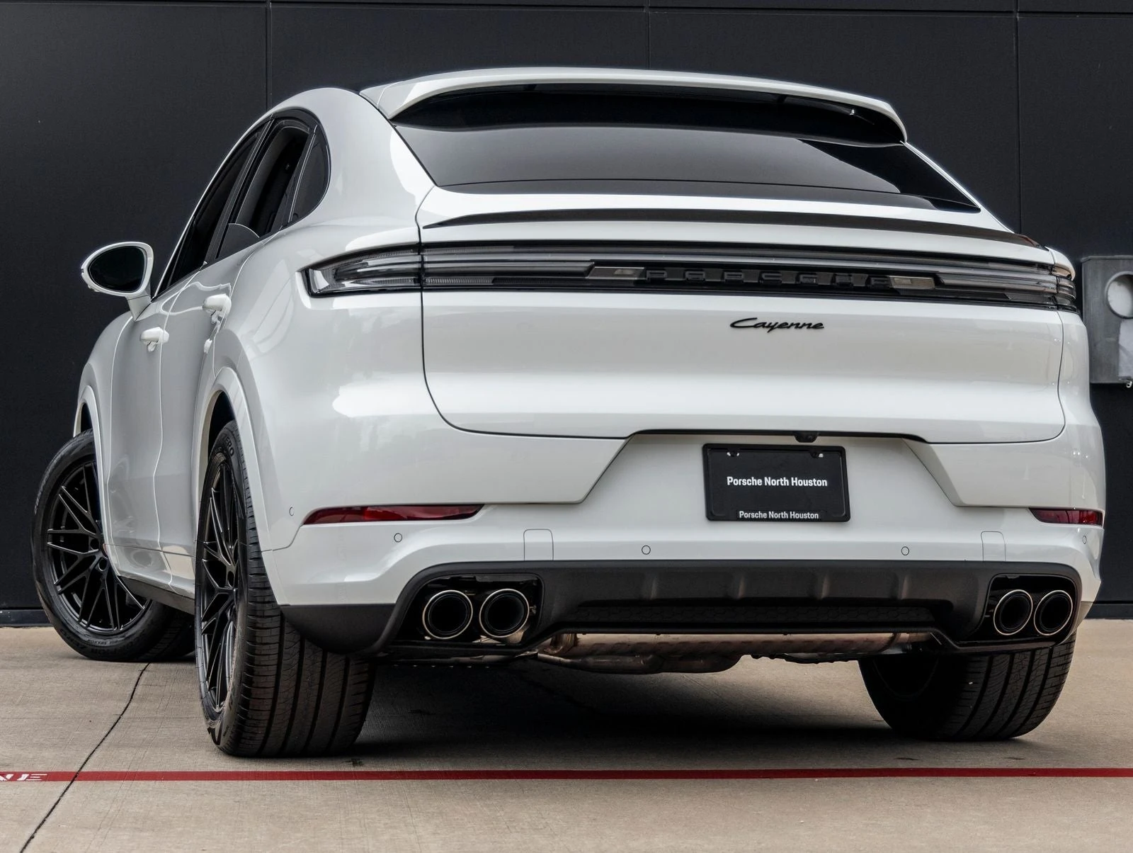 2026 Porsche Cayenne Coupé (3rd Generation), 3/20