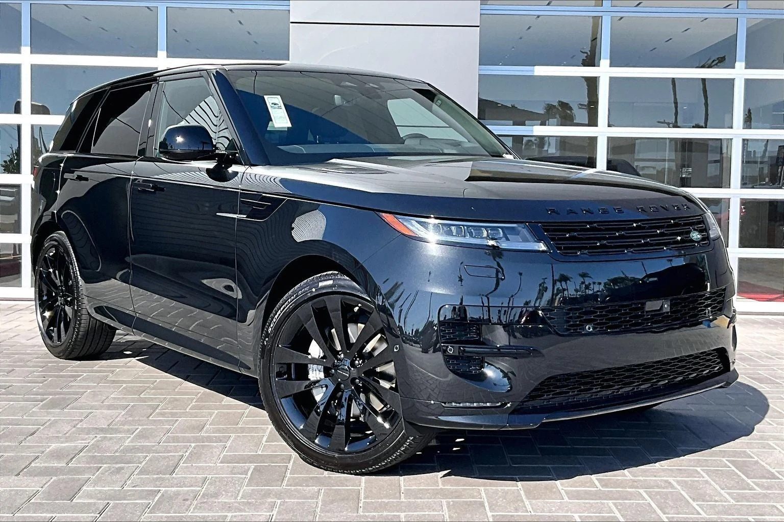 2026 Land Rover Range Rover Sport Dynamic SE (L461), 2/14