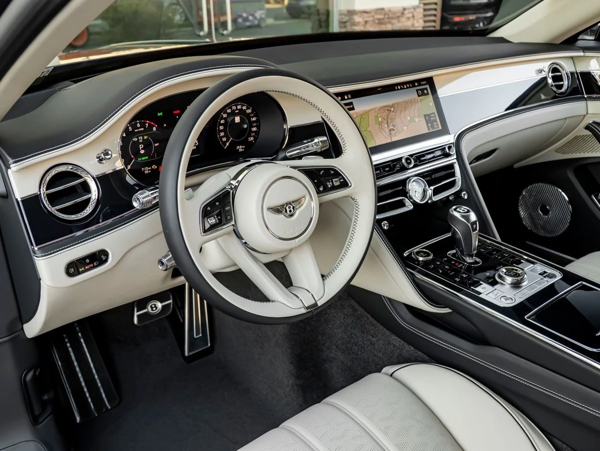 2026 Bentley Flying Spur V8 (4th Generation), 4/20