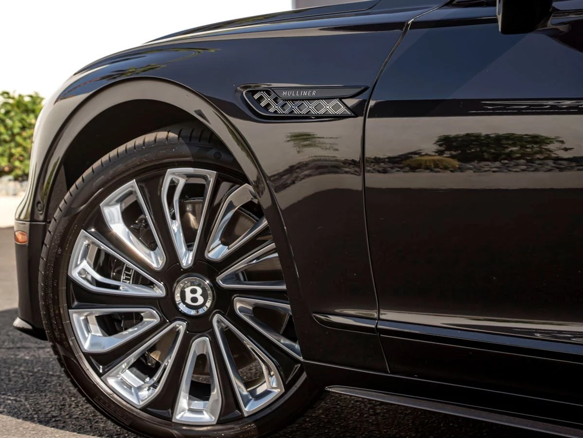 2026 Bentley Flying Spur V8 (4th Generation), 13/20