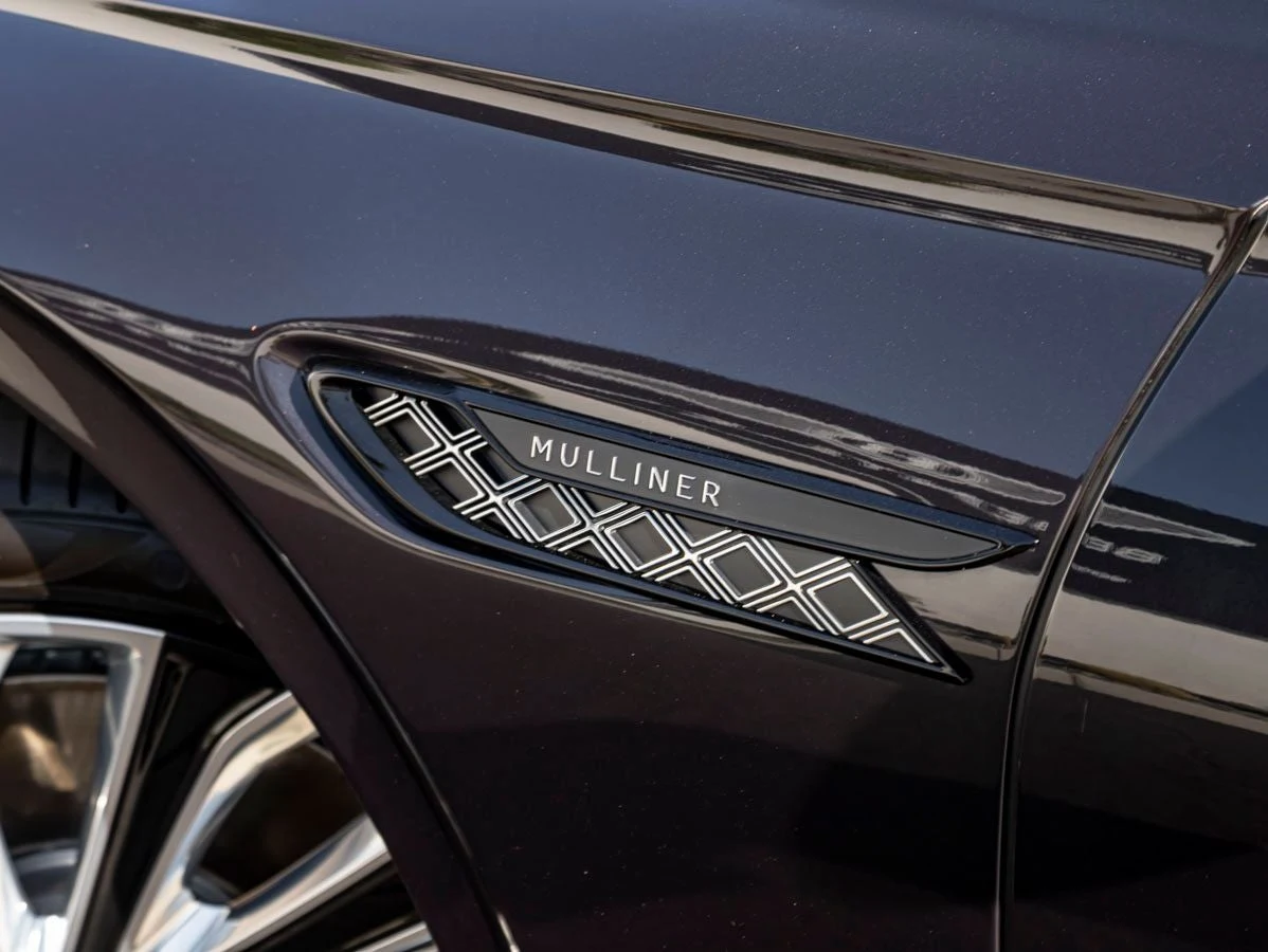 2026 Bentley Flying Spur V8 (4th Generation), 14/20