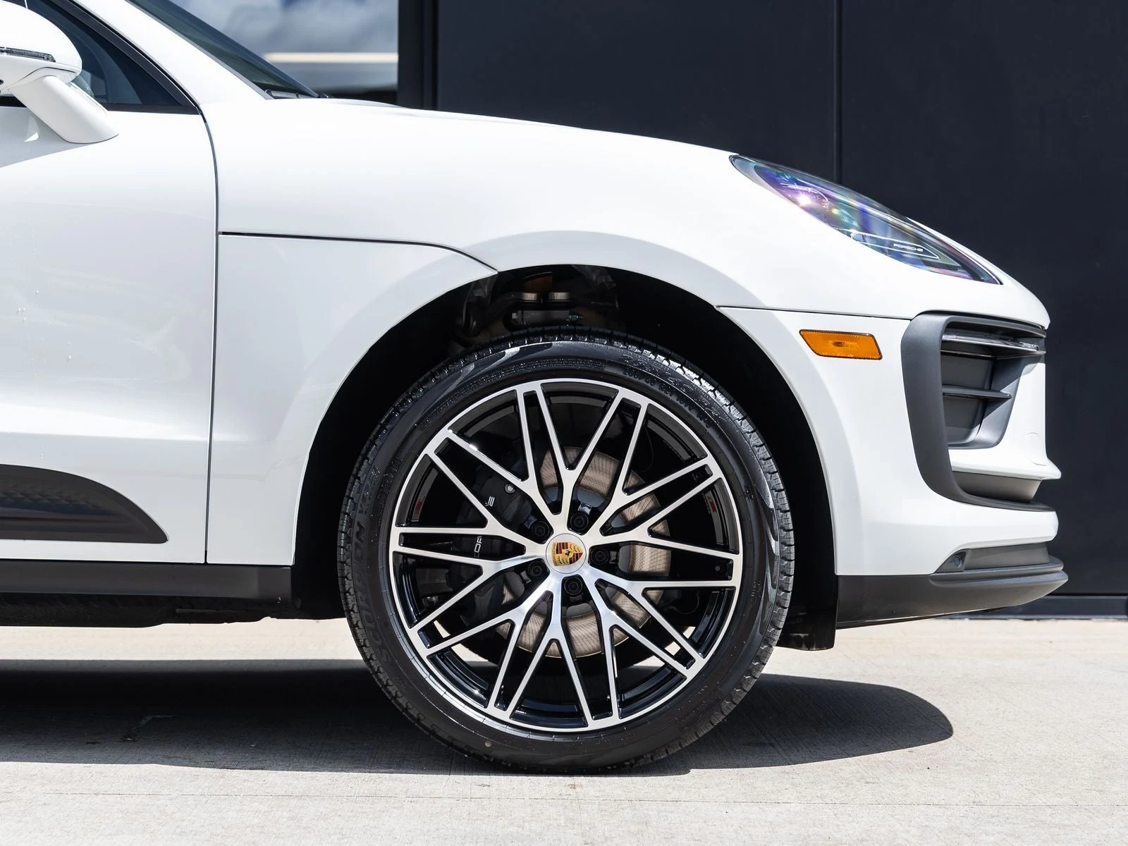 2026 Porsche Macan (95B), 13/20