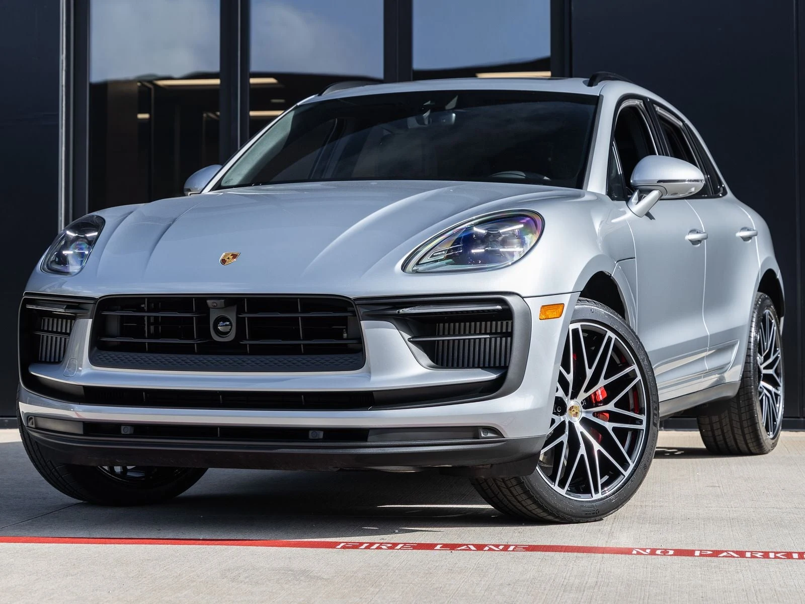Porsche Macan S (95B) · Dolomite Silver Metallic · Indigo Auto Group