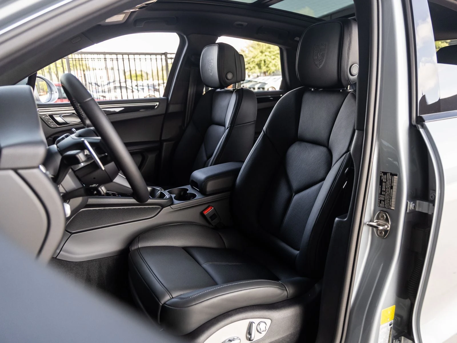2026 Porsche Macan S (95B), 5/20