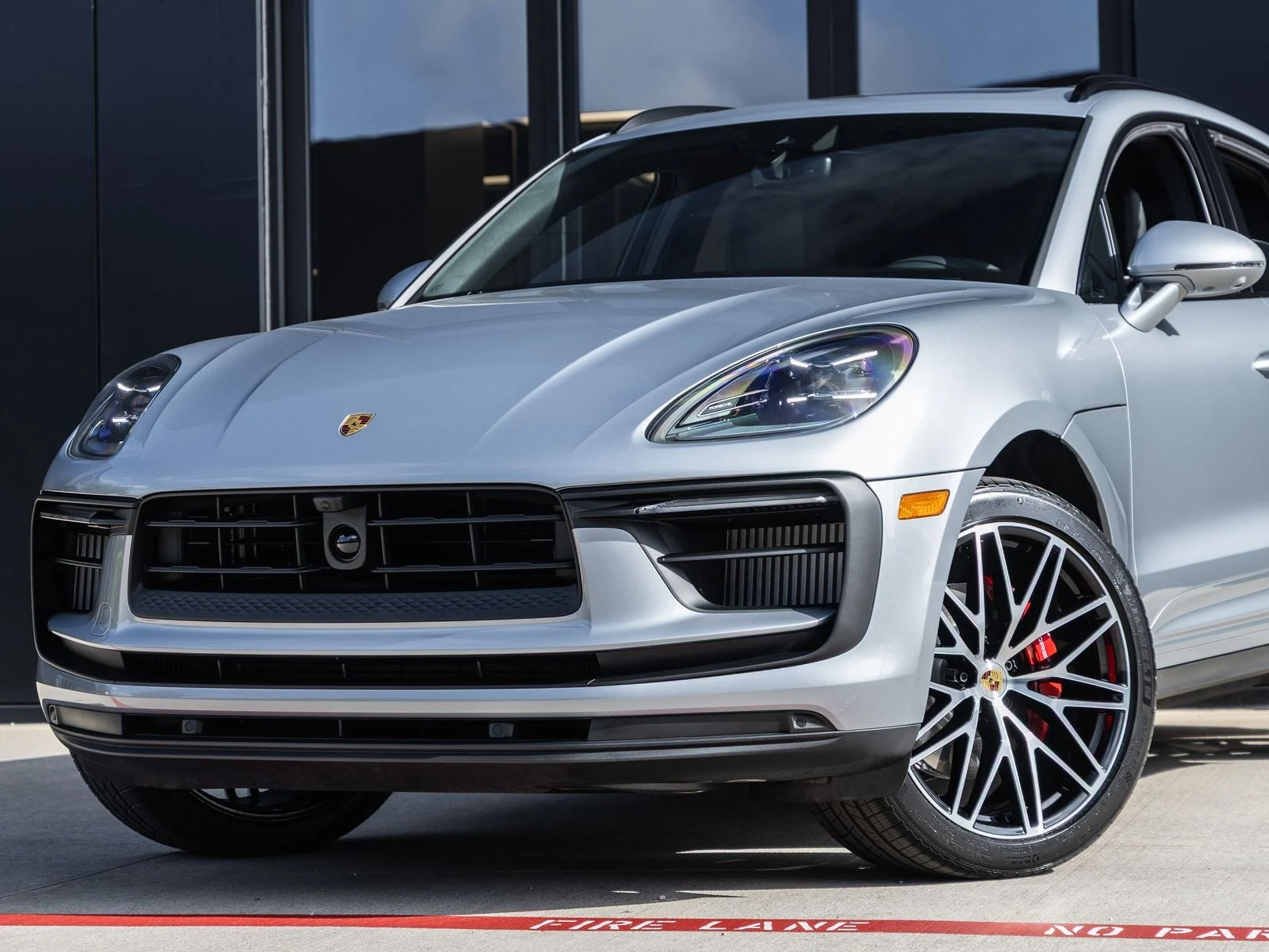 2026 Porsche Macan S (95B), 7/20