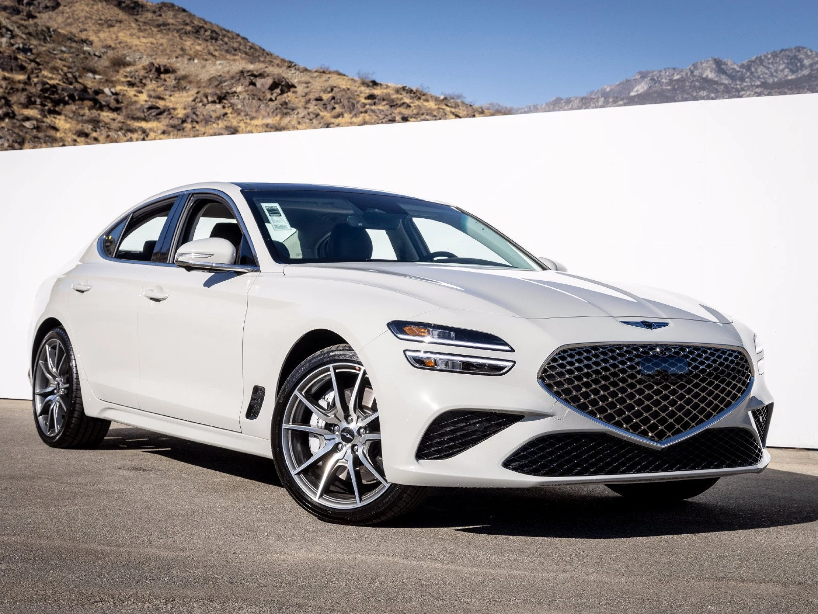 2026 Genesis G70 2.5T Prestige (2020 Update), 8/20