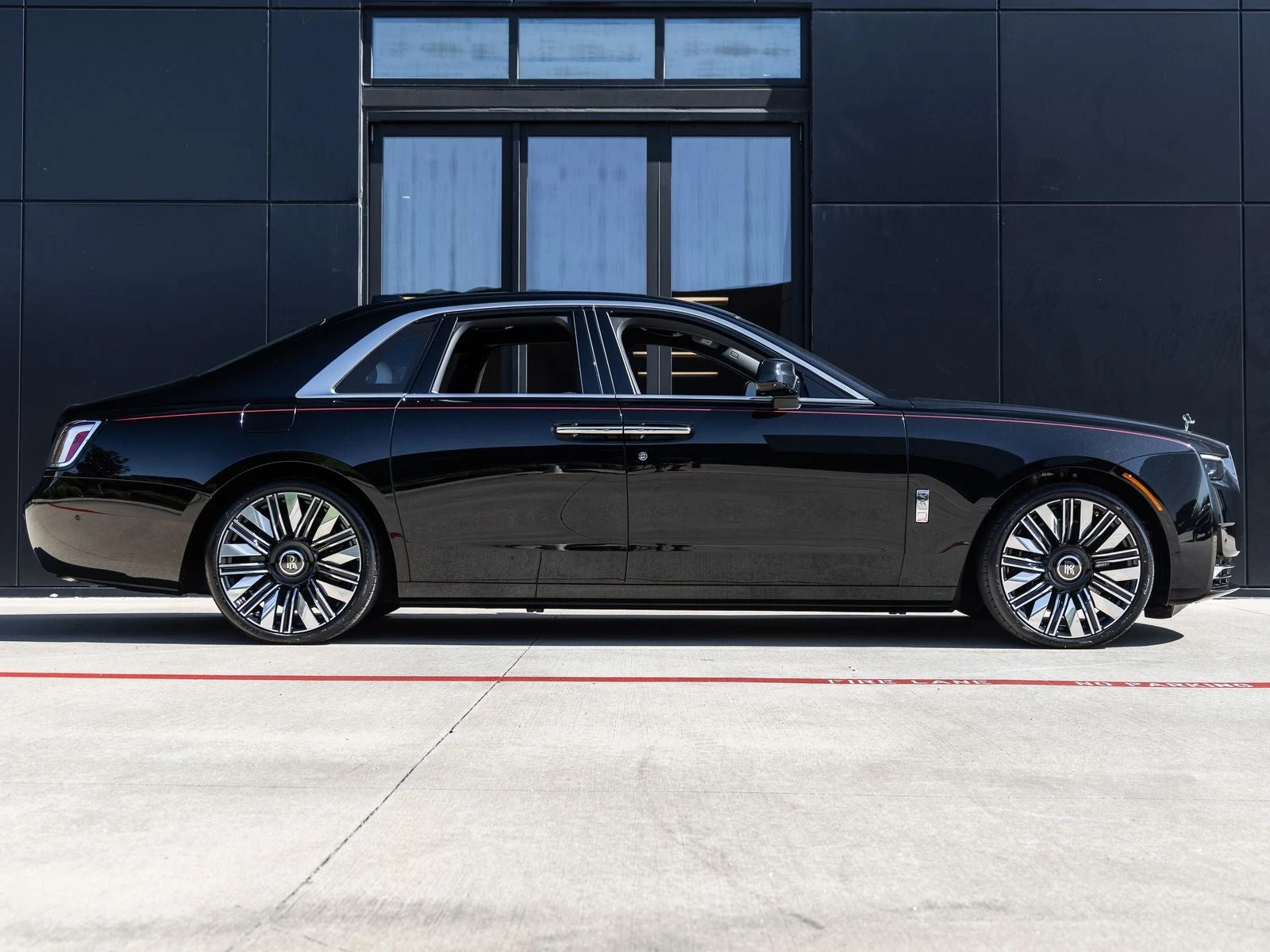 2027 Rolls-Royce Ghost Series II, 12/20